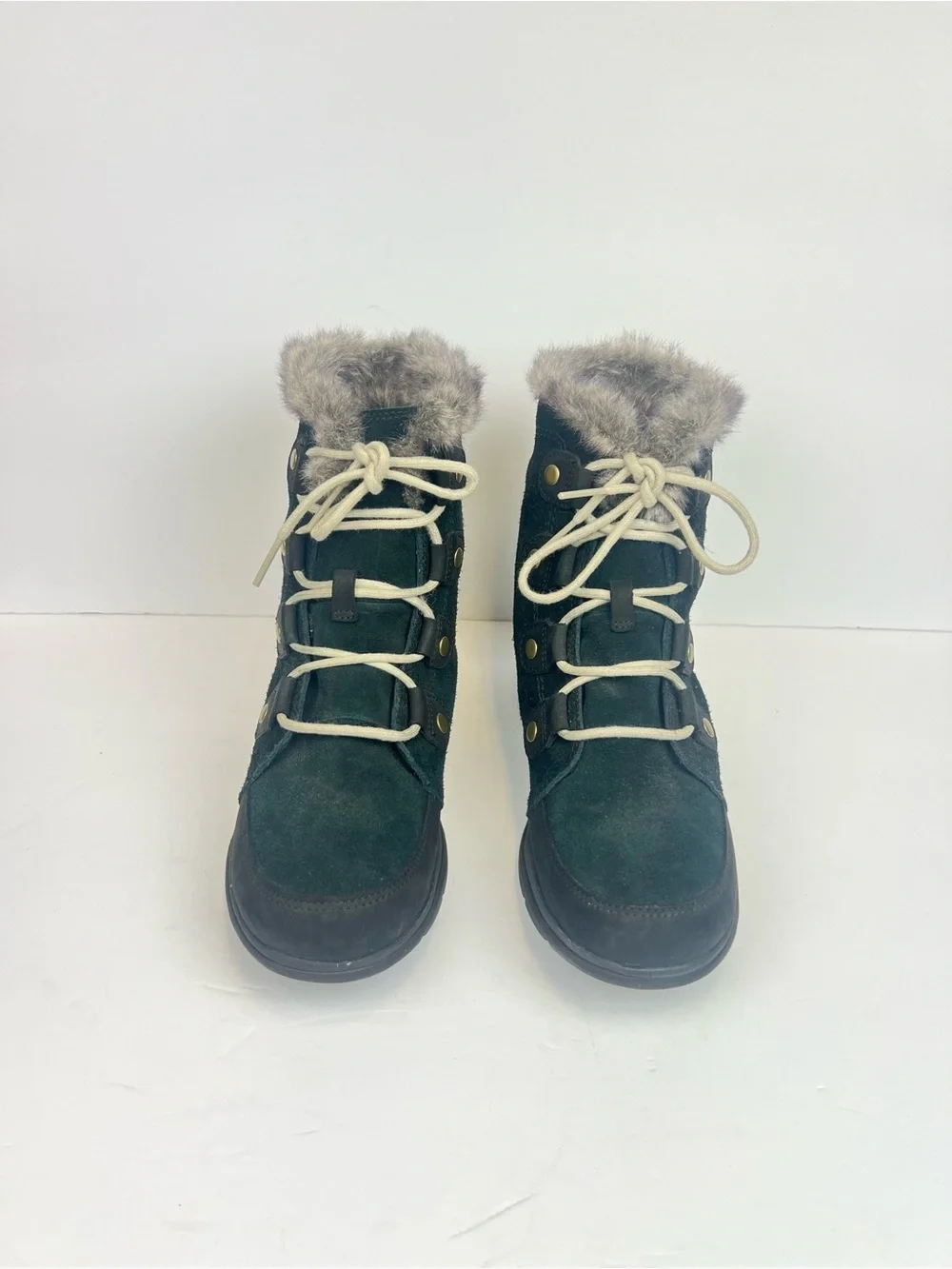 SOREL Explorer Joan Black/Dark Stone Winter Boots Women’s Size 9